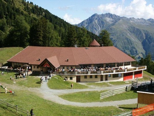 Foto esterno Rifugio-Hotel Malga San Valentino