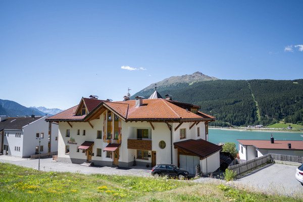 Photo exteriors Apartments Haus Waldheim