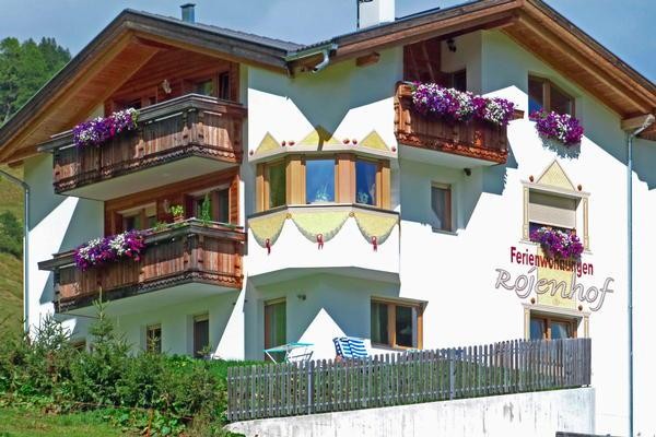 Foto esterno Appartamenti in agriturismo Rojenhof
