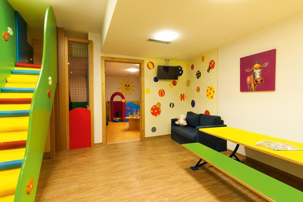 La sala giochi Hotel Engel