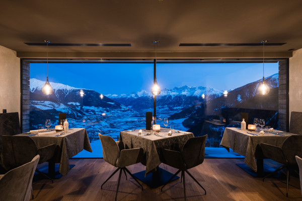 Il ristorante Malles - Burgusio DAS GERSTL Alpine Retreat