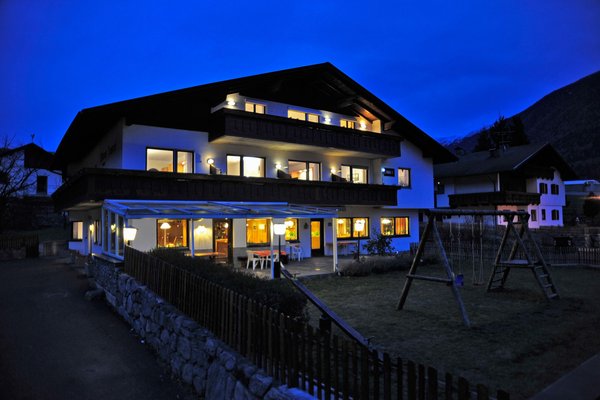 Foto esterno in estate Bruggerhof