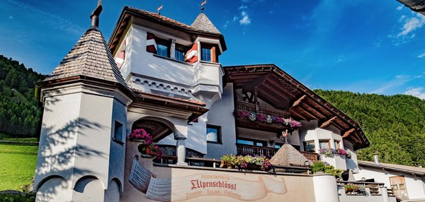 Foto estiva di presentazione Residence Alpenschlössl