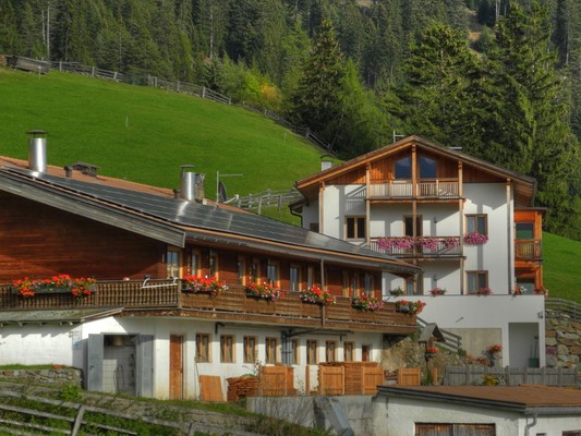 Foto esterno Appartamenti in agriturismo Gemassenhof