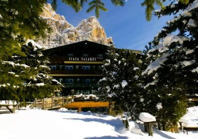 Foto esterno Hotel Ciasa Salares