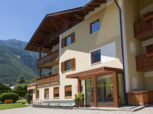 Foto Außenansicht Pension Sattlerenglhof