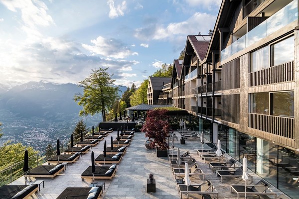 Photo exteriors Miramonti Boutique Hotel