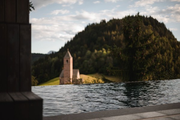Foto della piscina all'aperto