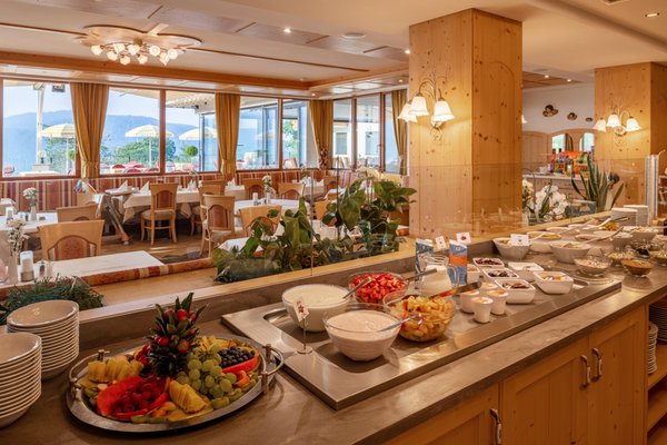 La colazione Hotel + Residence Sonnenheim