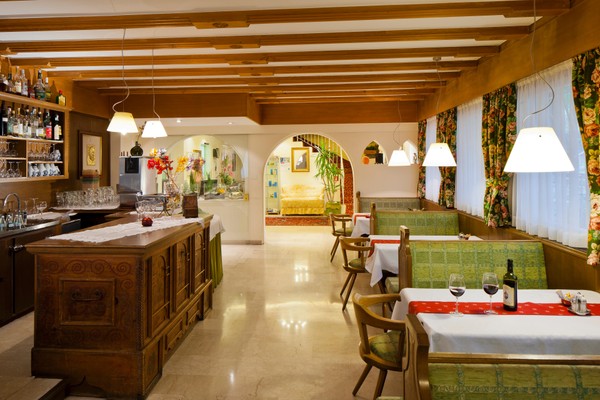 Foto del bar B&B-Hotel Aster