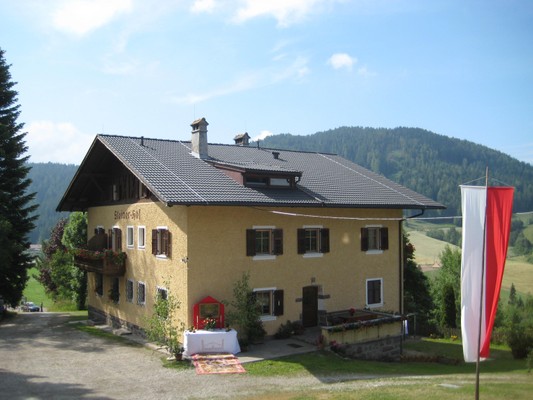Photo exteriors Farmhouse B&B + Apartments Steinerhof