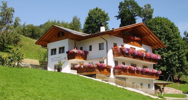 Foto esterno Appartamenti in agriturismo Boznermüllerhof