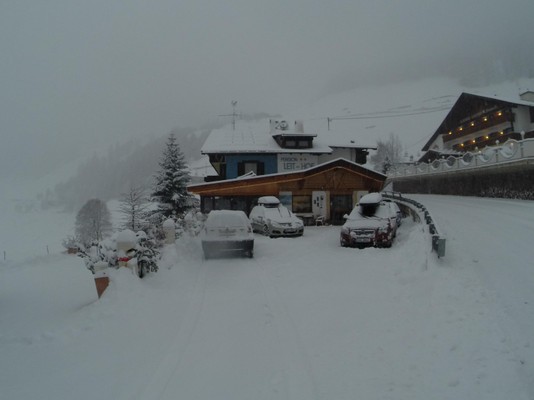 Foto Außenansicht Pension + Ferienwohnungen Leithof
