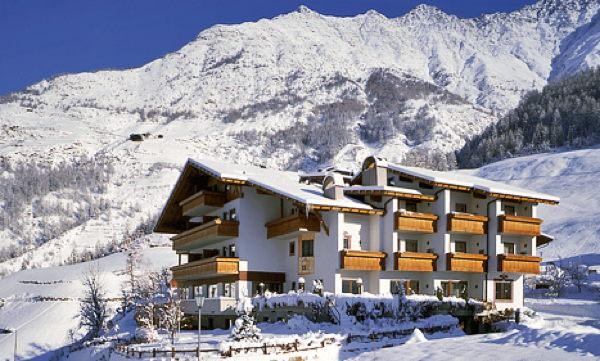 Photo exteriors Hotel Am Fels