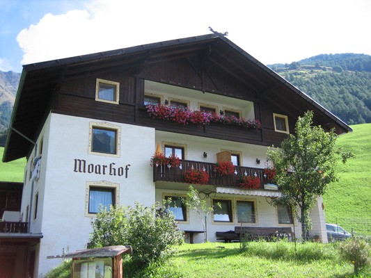 Foto esterno Appartamenti in agriturismo Moarhof