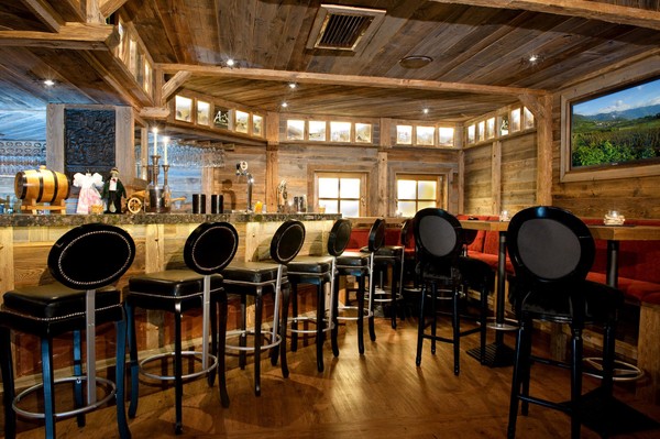 Foto von der Bar Hotel + Residence Tirolensis