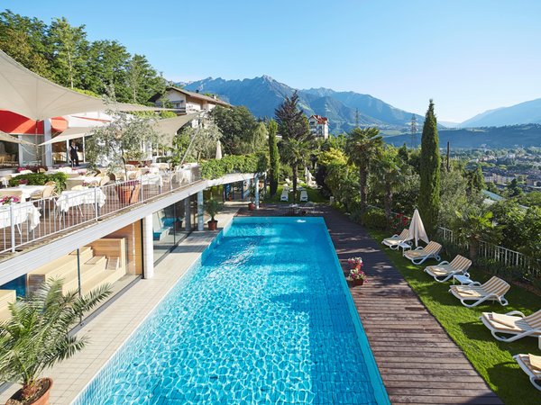 Foto della piscina all'aperto