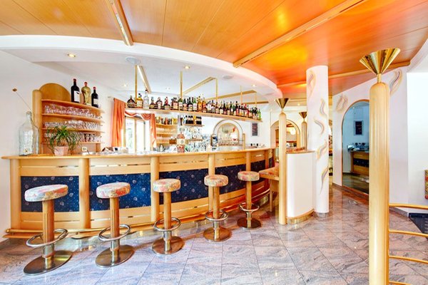 Foto del bar Hotel + Residence Glanzhof