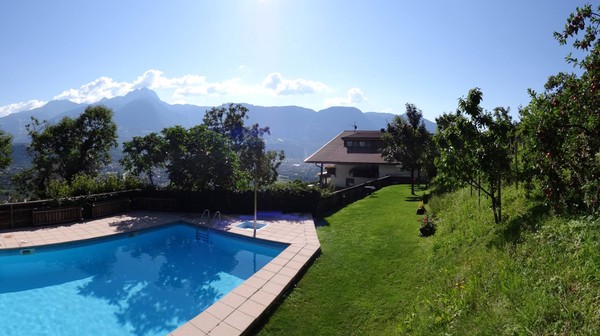 Foto della piscina all'aperto