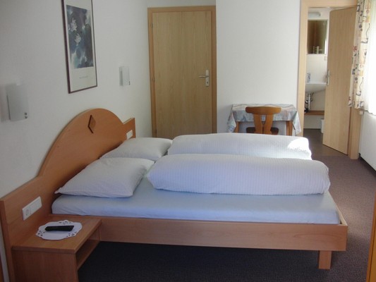 Foto vom Zimmer Garni-Hotel + Ferienwohnungen Wiesental