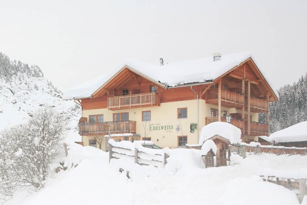 Foto Außenansicht Hotel Edelweiß