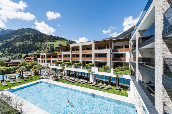 Photo exteriors Stroblhof Active Family SPA Resort