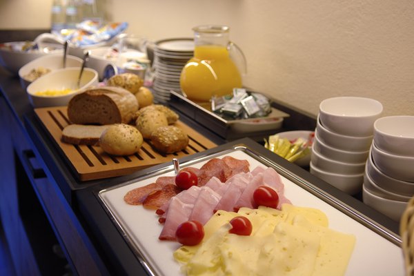 La colazione B&B + Appartamenti Grünau