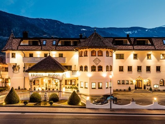 Foto Außenansicht Hotel Rössl