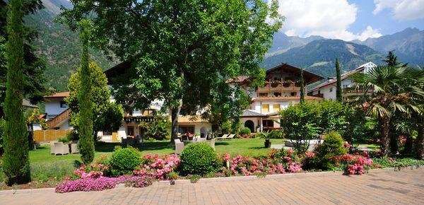 Foto Außenansicht Garni + Ferienwohnungen Ferienidylle Gstrein