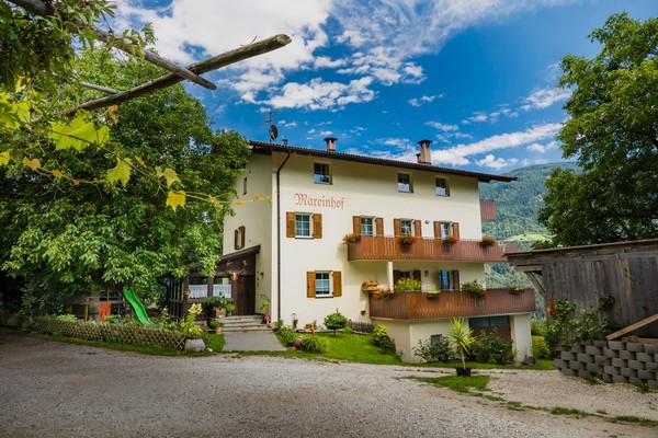 Foto esterno Appartamenti in agriturismo Mareinhof