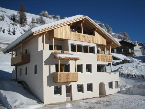 Foto invernale di presentazione Appartamenti Lüch La Costa