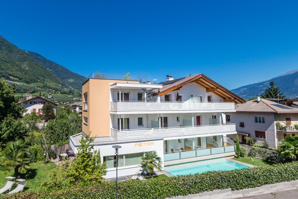 Foto Außenansicht Jardis Boutique Hotel
