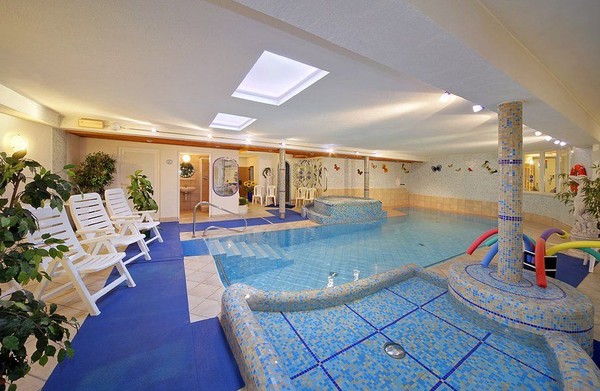 Photo of the indoor swimming pool