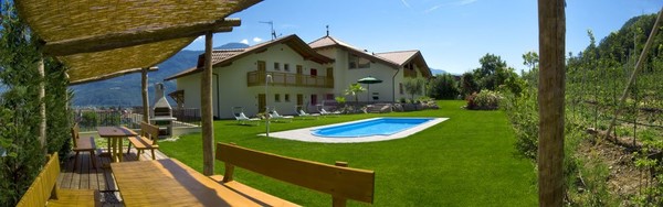 Foto della piscina all'aperto