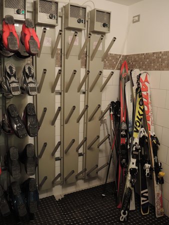 La skiroom Appartamenti in agriturismo Maso Planat