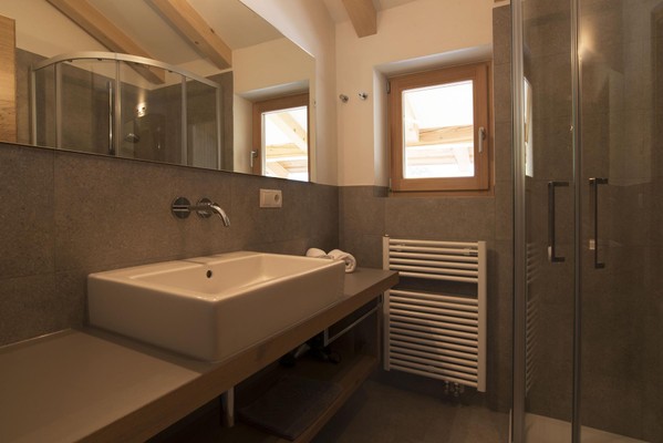 Foto del bagno Appartamenti in agriturismo Greiterhof