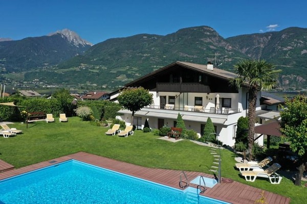 Foto Außenansicht Ferienwohnungen Stricker