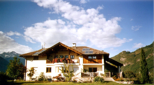Foto Außenansicht Ferienwohnungen auf dem Bauernhof Feldererhof