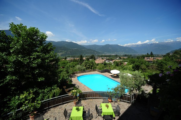 Foto della piscina all'aperto