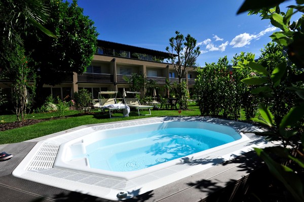 Foto della piscina all'aperto