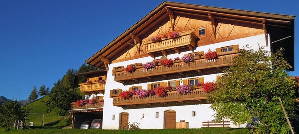Foto Außenansicht Ferienwohnungen auf dem Bauernhof Maiernhof