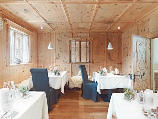 Il ristorante Santa Valburga (Val d'Ultimo) Arosea Life Balance Hotel