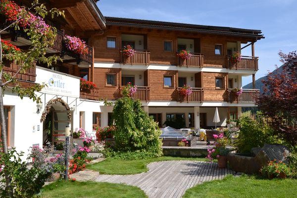 Foto esterno Hotel Ortler