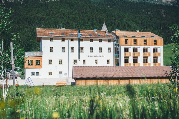 Foto Außenansicht Hotel Zum Hirschen