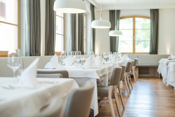 Il ristorante Senale (Alta Val di Non) Zum Hirschen