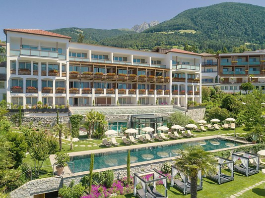 Foto Außenansicht Hotel Hohenwart