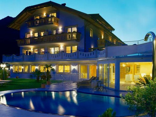 Foto esterno Wellnesshotel Grafenstein