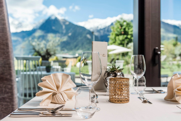 The restaurant Scena / Schenna Rosengarten