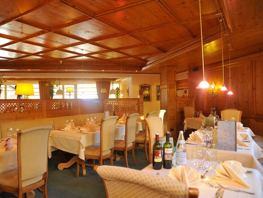 The restaurant Scena / Schenna Sunnwies