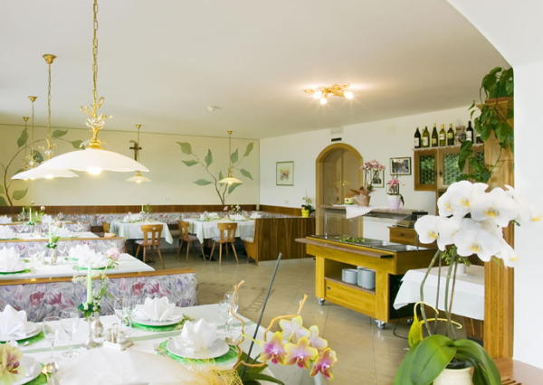 Das Restaurant Schenna Alpenhof